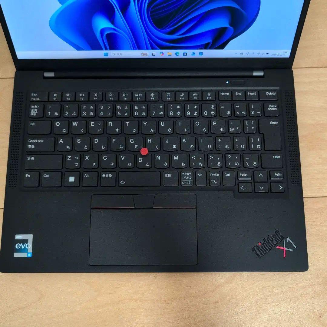 ThinkPad X1 Carbon Gen11 14型 1Tb/16G