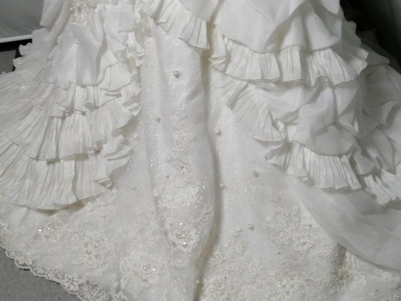 [352] ウエディングドレス 11～13号サイズ 中古