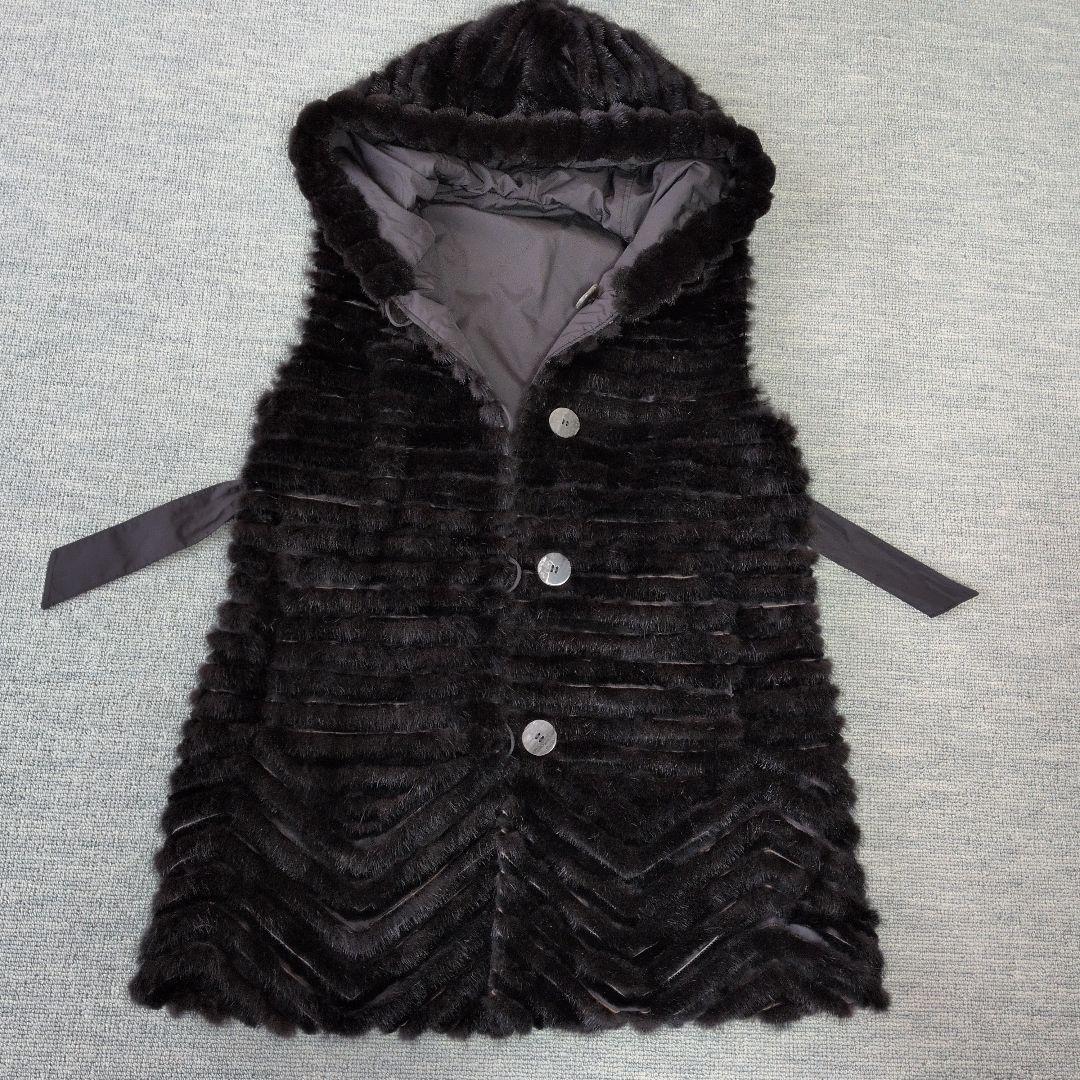 ア*ア様 フード付き ブラックミンクリバーシブルジレ