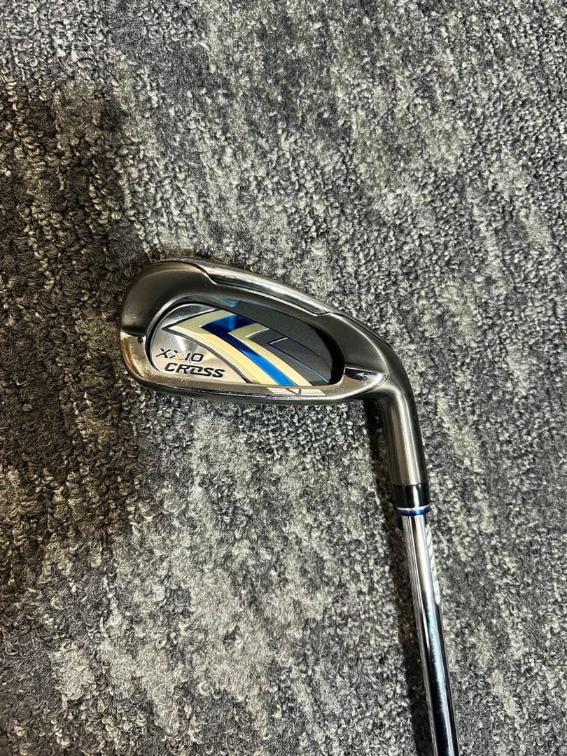 ゴルフ　ダンロップ　ゼクシオクロス　0番アイアン