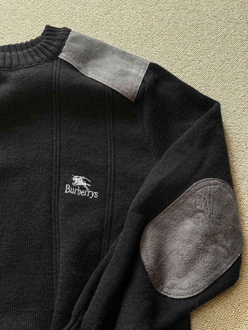 Burberry バーバリー　美品ブラック クルーネックセーター