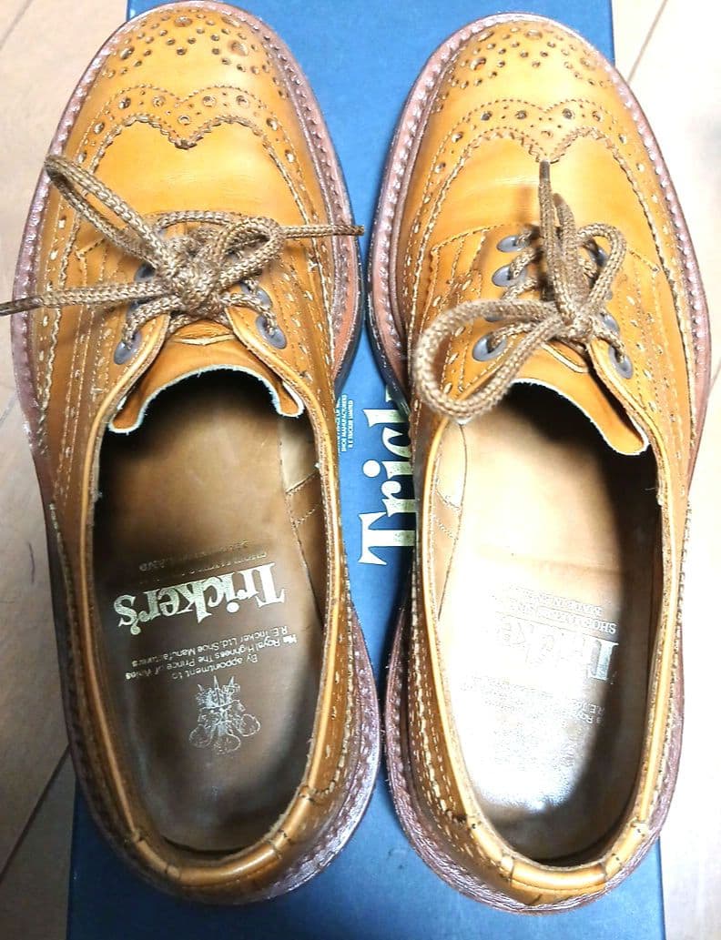 トリッカーズ　バートン　UK6 リッジウェイソール