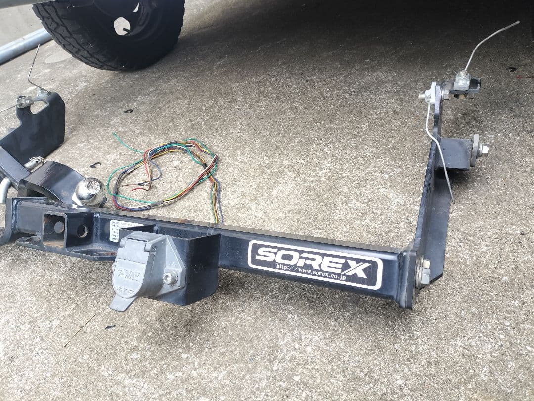 SOREX　ヒッチメンバー、innoルーフキャリアのセット 横浜市出品