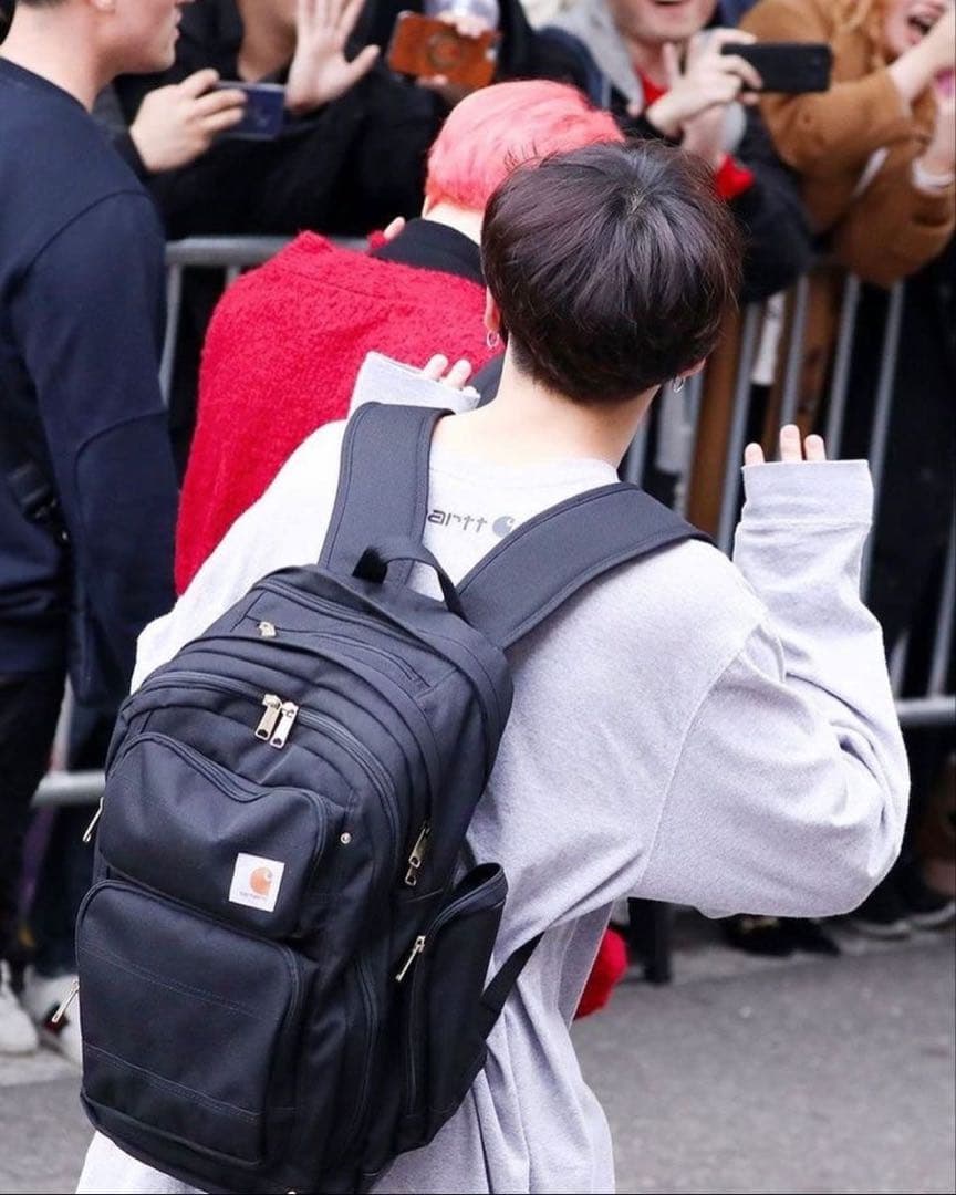 【ジョングク着用】Carhartt バックパック リュック BTS