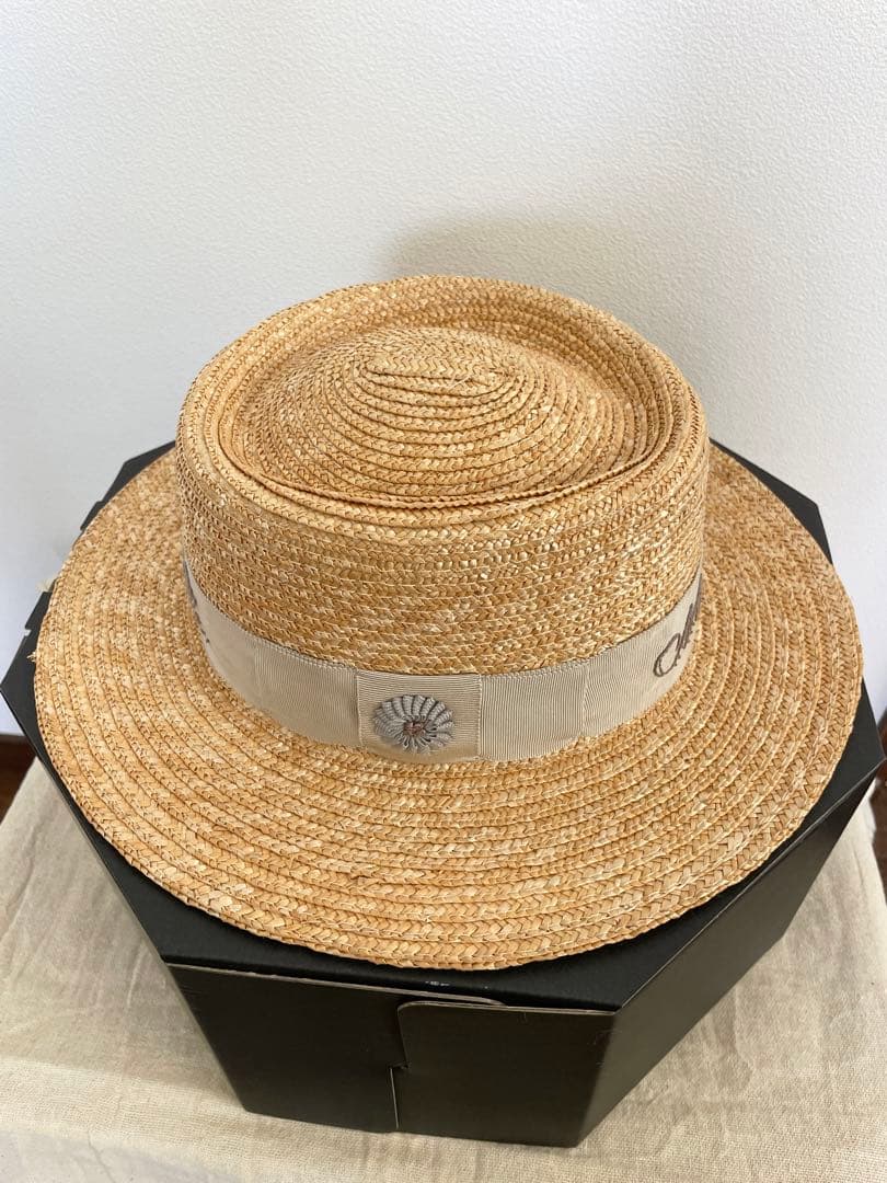 【新品未使用】箱付poritrie さん刺繍リボンむぎわら帽子