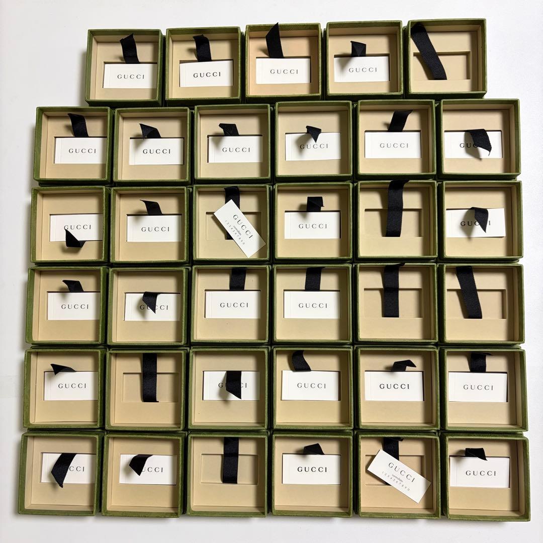 美品　グッチ　保存袋　空箱　28個セット　アクセサリー入れ 現行品　緑　麻
