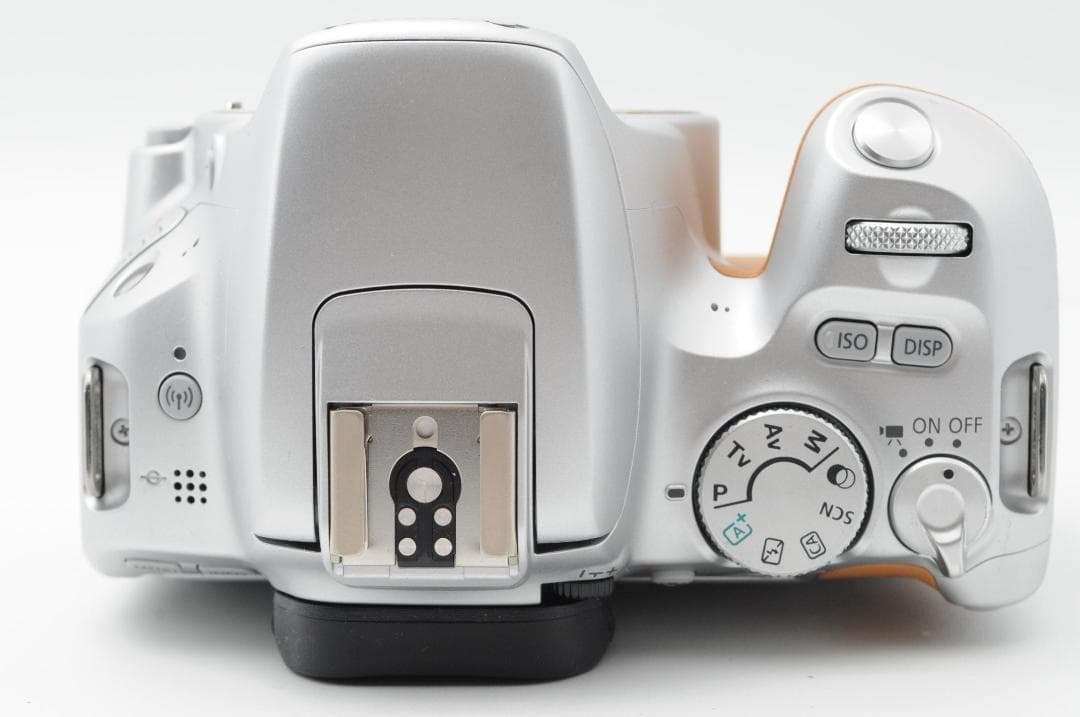 ●新品クラス⑦●春のSALE● Canon EOS Kiss x9 ダブルレンズ