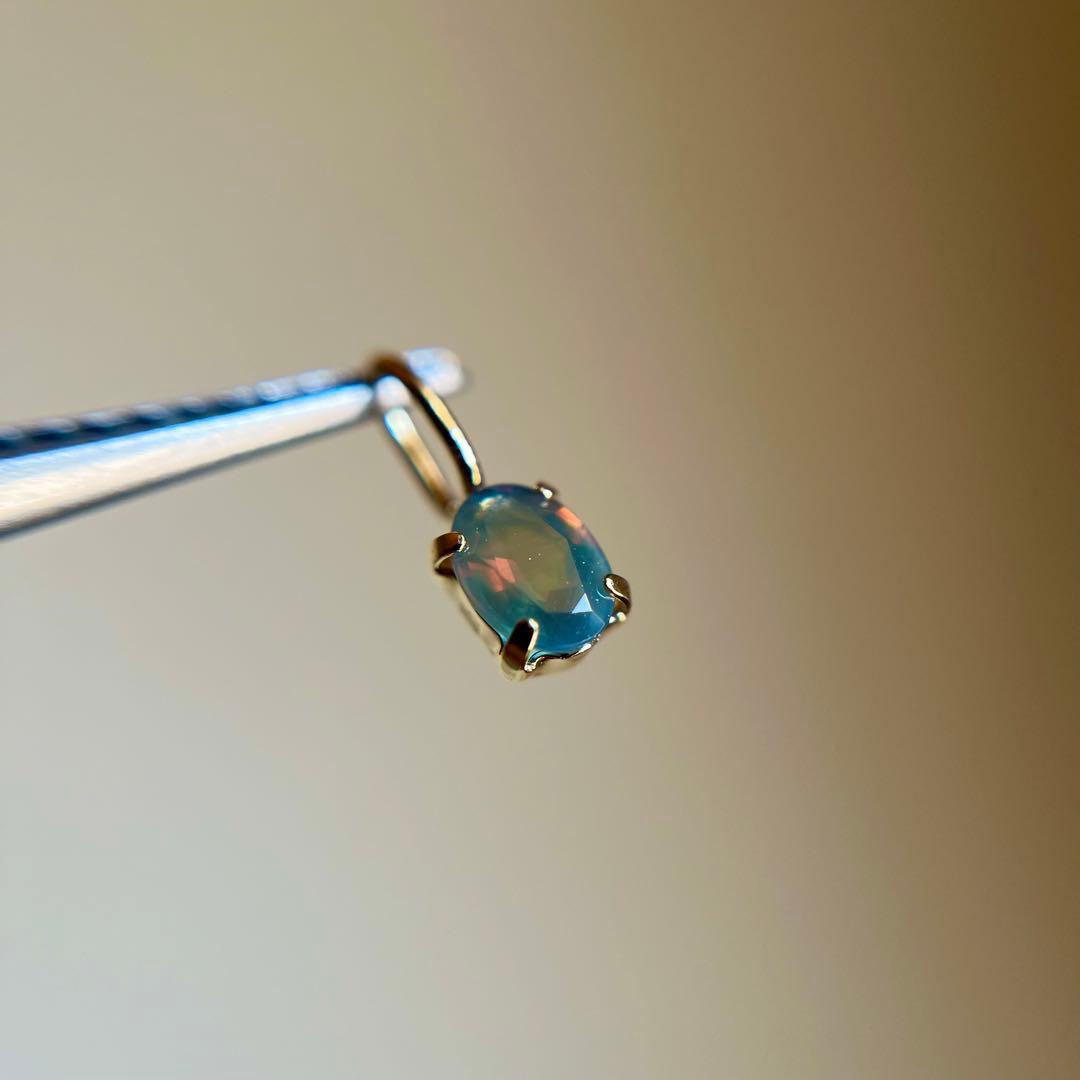 K18 天然石アレキサンドライトoval希少　レア　ペンダントトップ18金 2