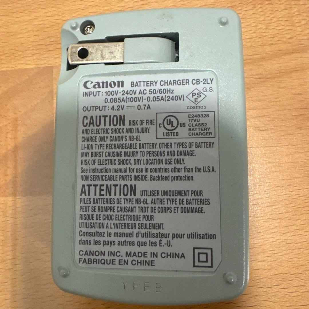 【コンパクトデジタルカメラ】Canon IXY 30S