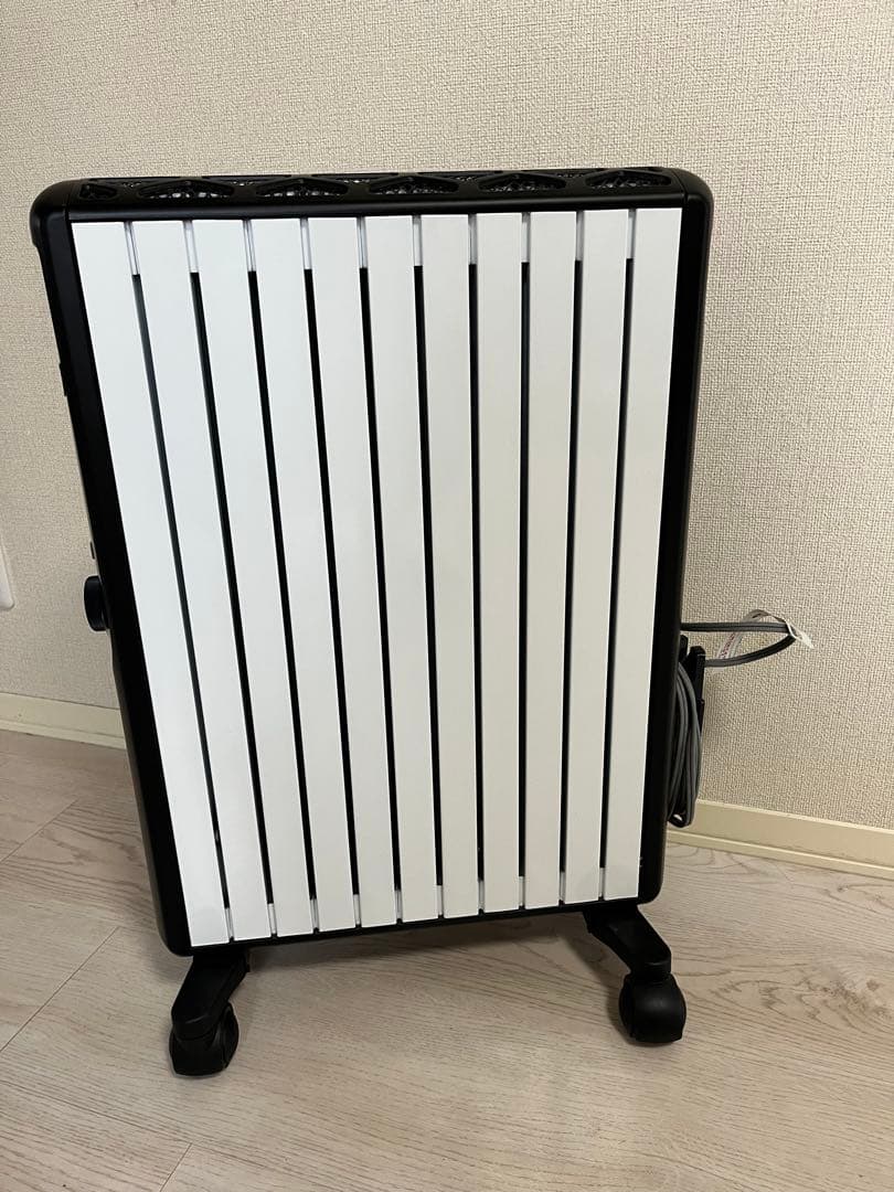 【ほぼ未使用・外箱なし】デロンギ マルチダイナミックヒーターMDHU12-BK