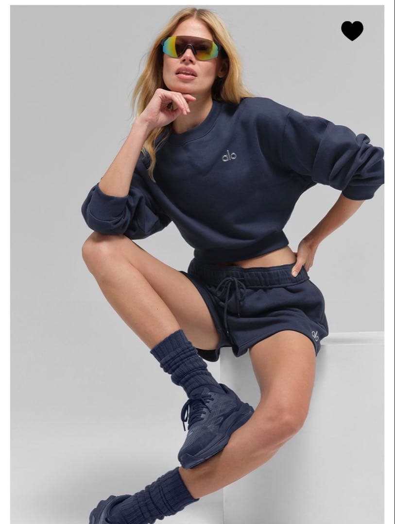 正規品　alo クロップド Accolade クルーネック トレーナー ネイビー