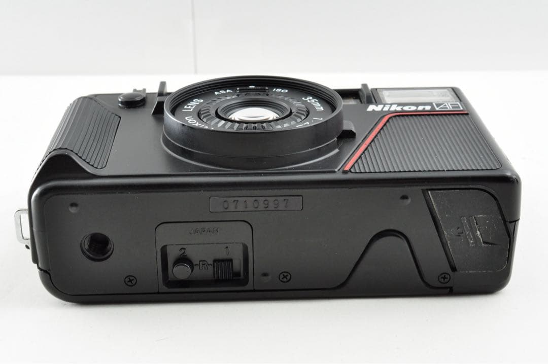 美品　Nikon ニコン L35AF ISO 1000 初代ピカイチ