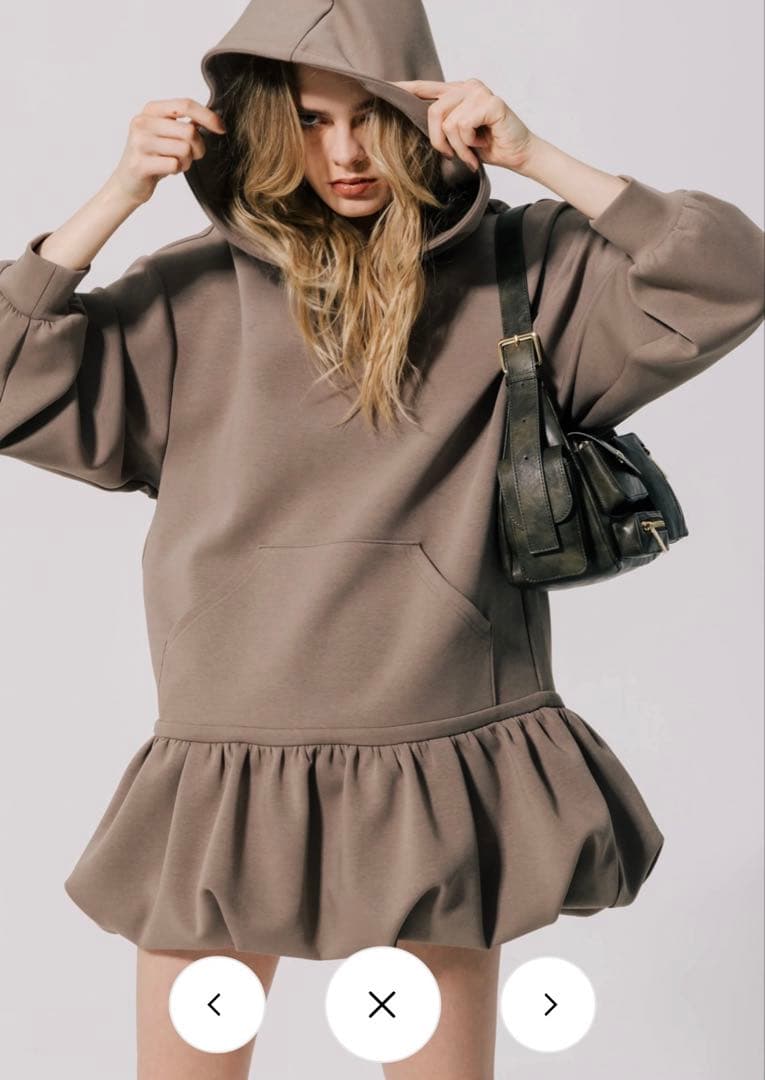 10/25限定価格！THETOE♡Wagner Hoodie Dress