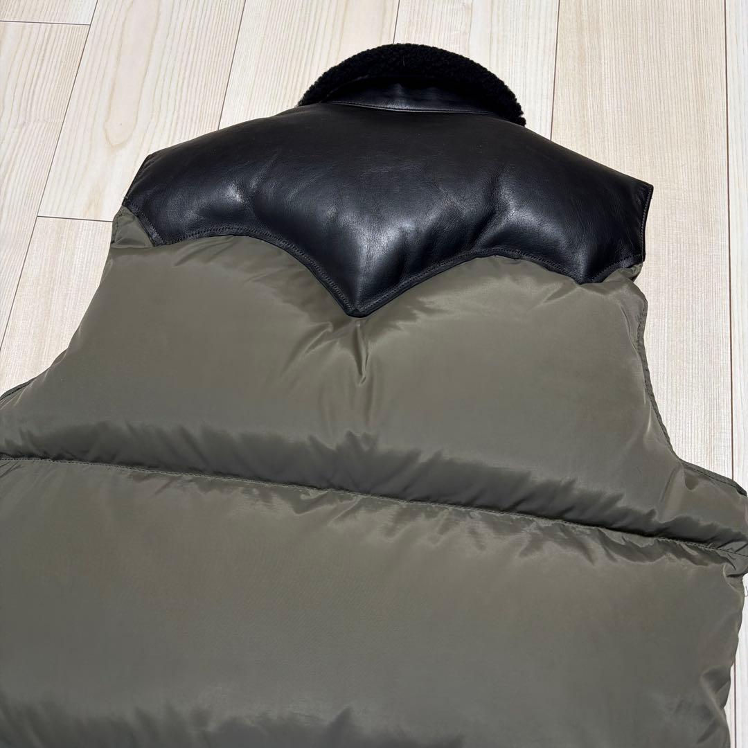 極美品　ロッキーマウンテン　クリスティ　ボア　ダウンベスト　オリーブ　ブラック