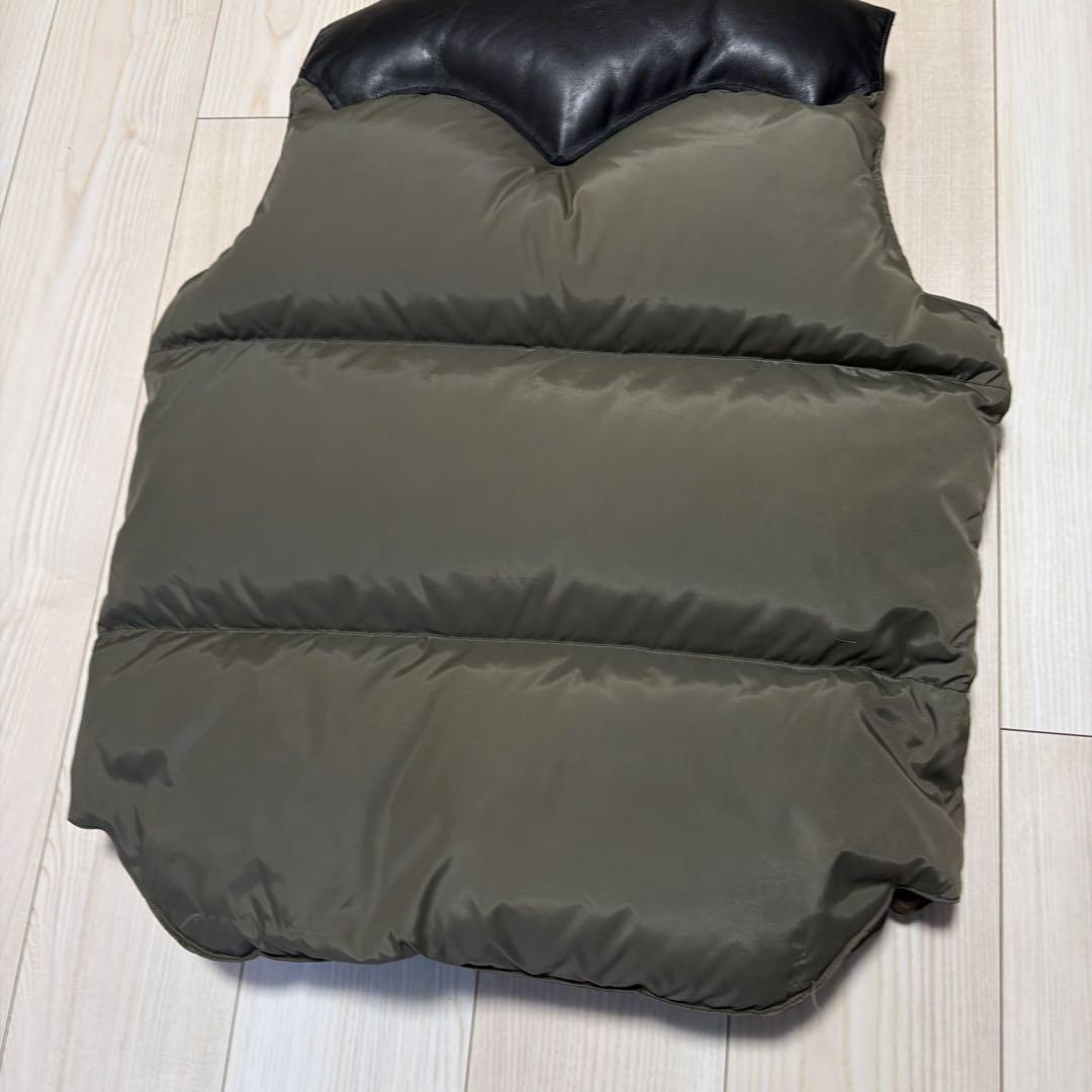 極美品　ロッキーマウンテン　クリスティ　ボア　ダウンベスト　オリーブ　ブラック