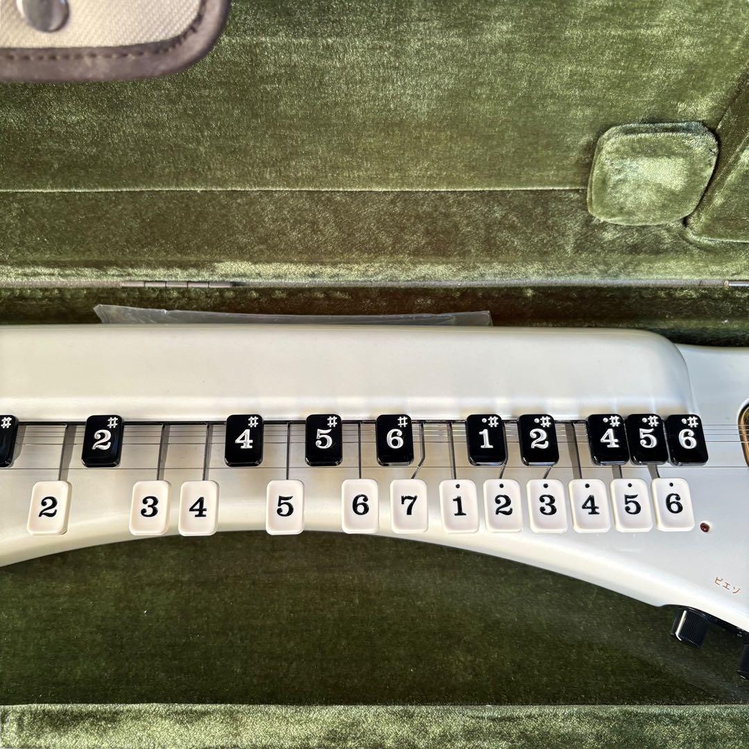 美品 限定色　動作OK！スズキの伝統音色を継承した電気大正琴ソプラノモデル