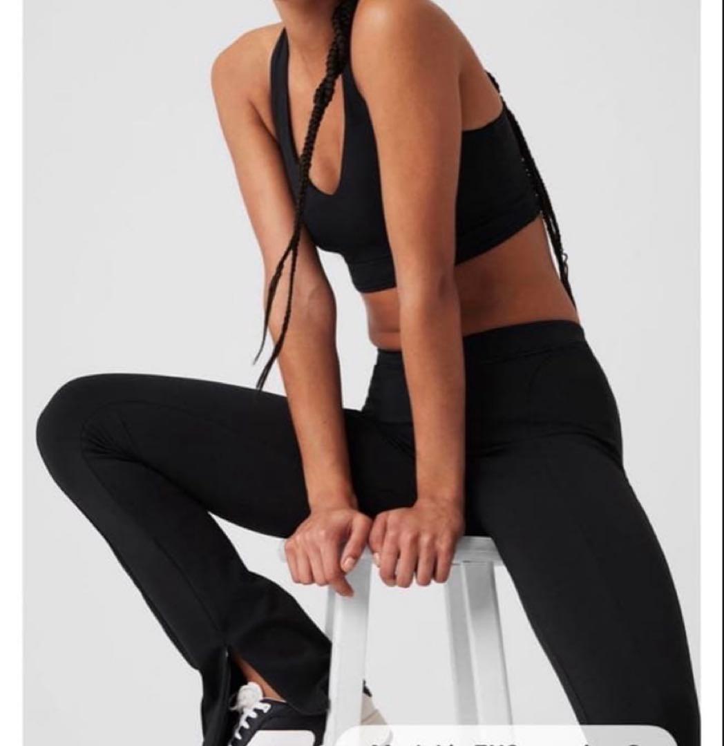 alo yoga レギンス　フレア　yogaウェア