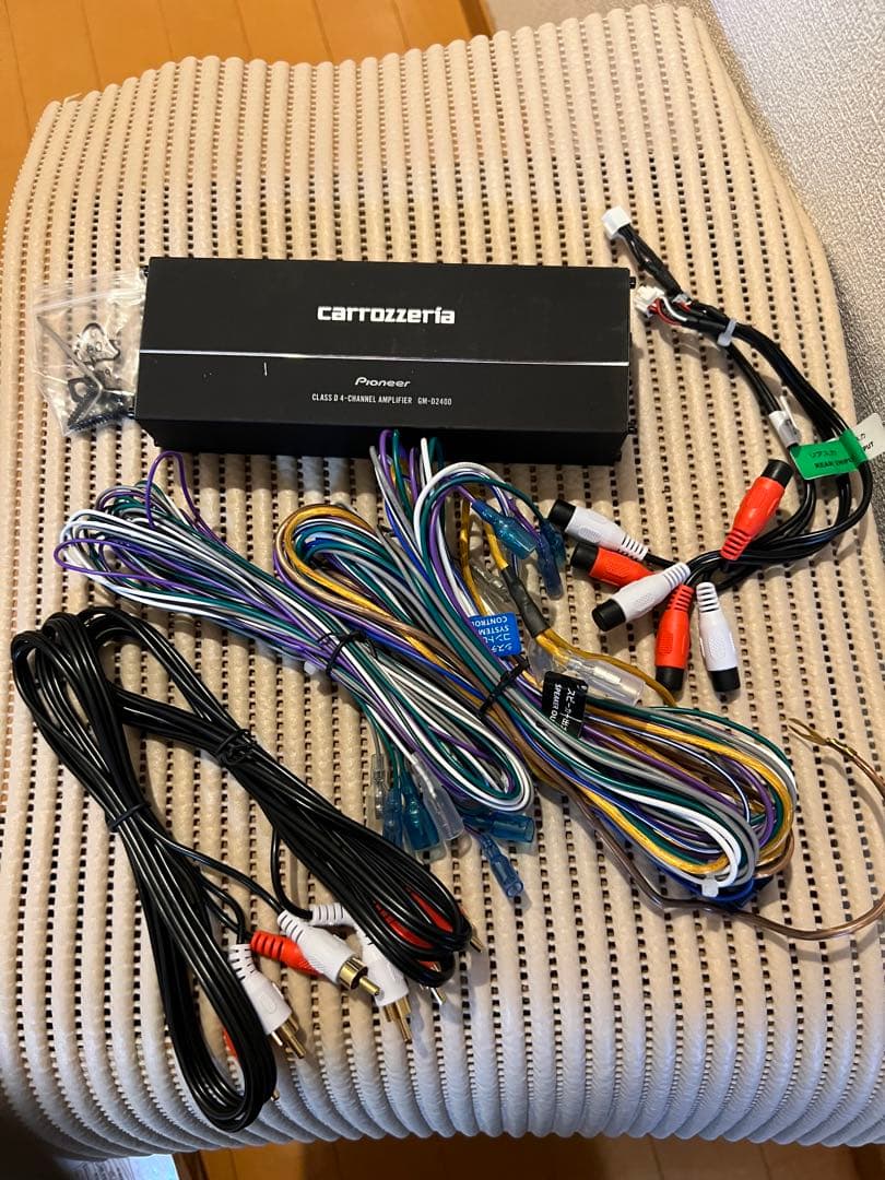 Pioneer GM-D2400 4チャンネルアンプ