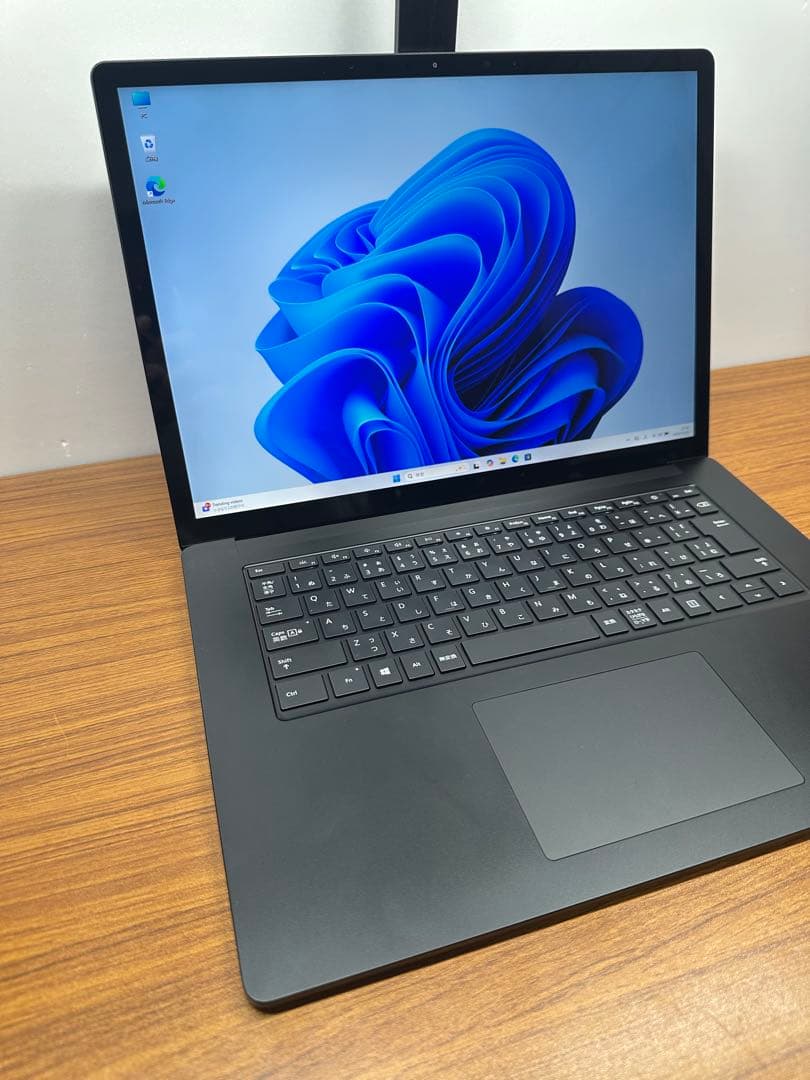 8.Surface Laptop 4 Ryzen 7 16Gb タッチパネル