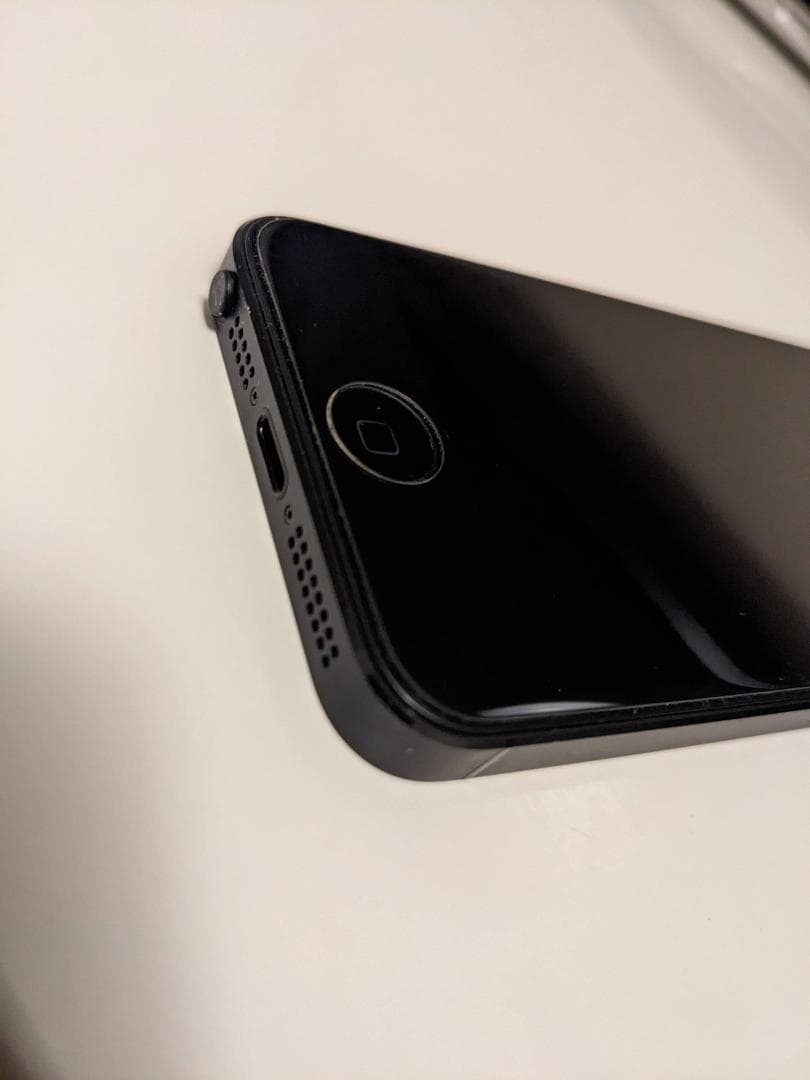 iPhone5 64GB SIMフリー ブラック / スマホ