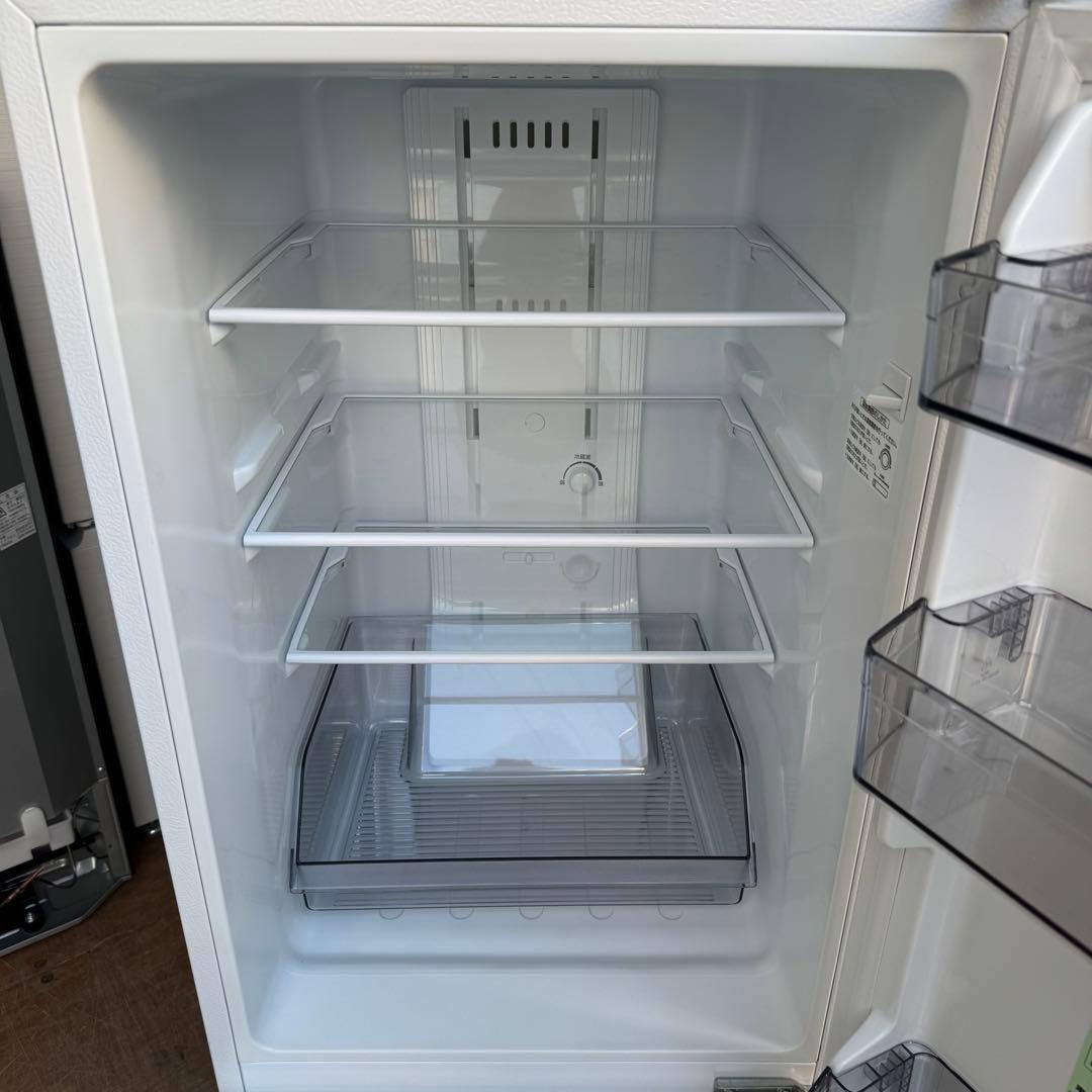 C7715★2022年製美品★東芝　冷蔵庫 ホワイト　自動霜取り　一人暮らし