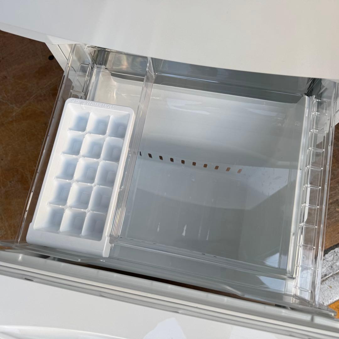 C7715★2022年製美品★東芝　冷蔵庫 ホワイト　自動霜取り　一人暮らし