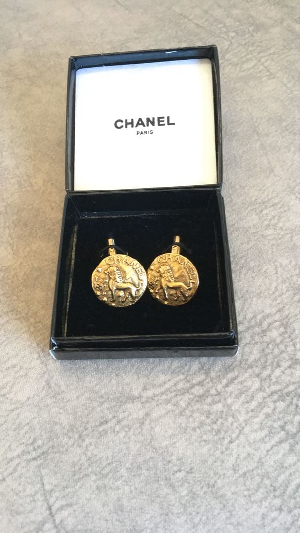 シャネル　ビンテージカフス　1988年