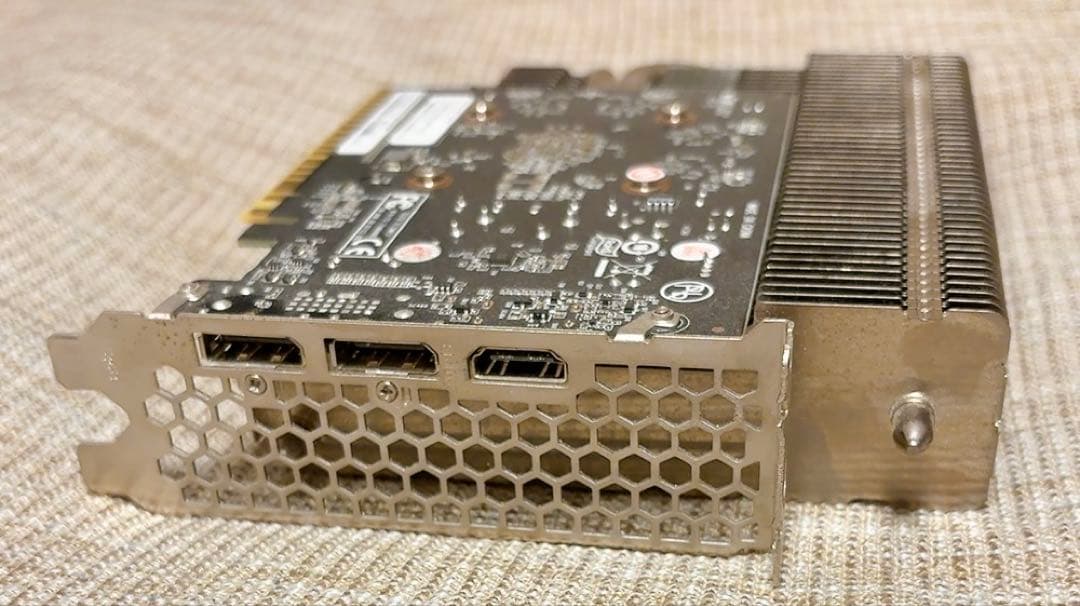 グラフィックボード・グラボ・ビデオカード Palit GeForce GTX 1650 KalmX 4GB