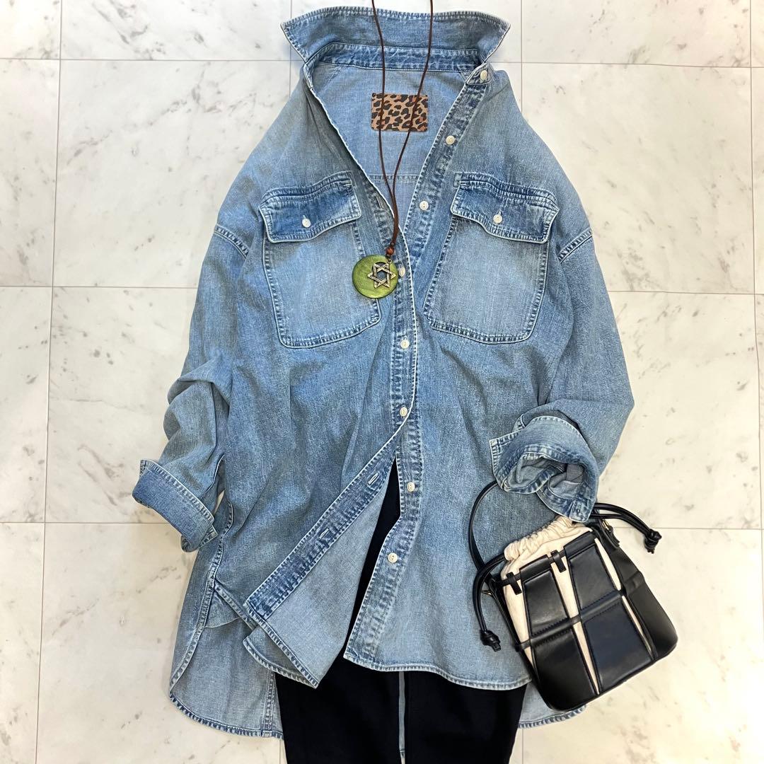 美品 ウィムガゼット ケミカルデニムビッグシャツ ライトブルー