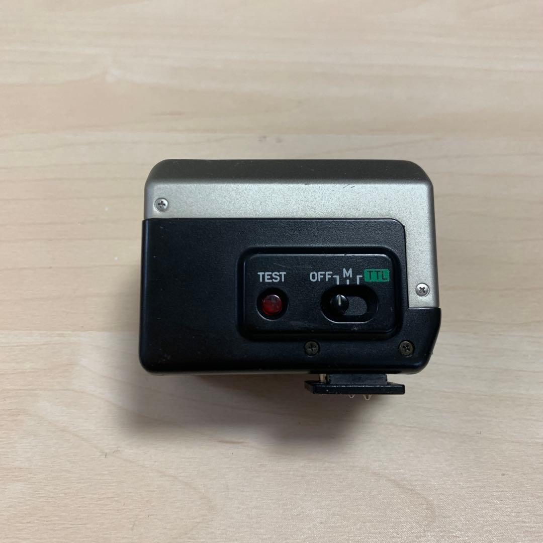 【通電確認済】コンタックス　CONTAX TLA 200 ストロボ