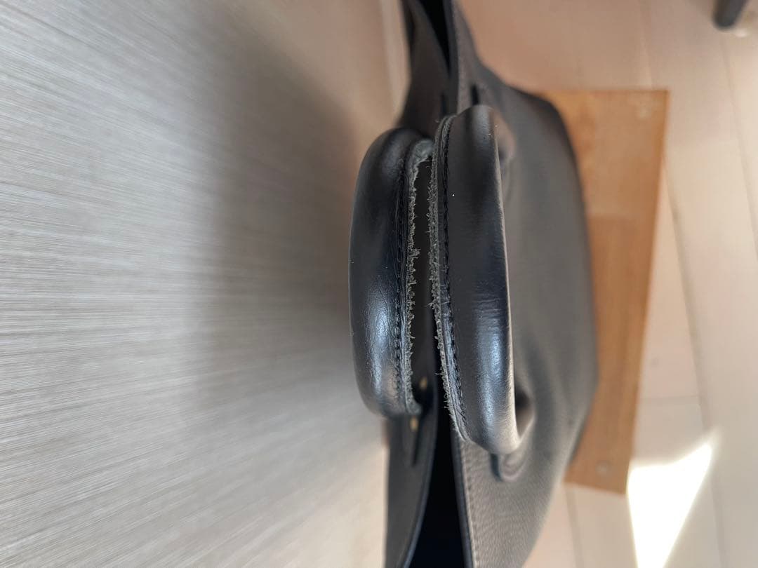 YOUNG&OLSEN レザートートバッグ