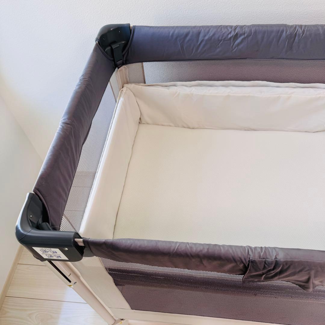 美品！アップリカ ココネルエアー ベビーベッド