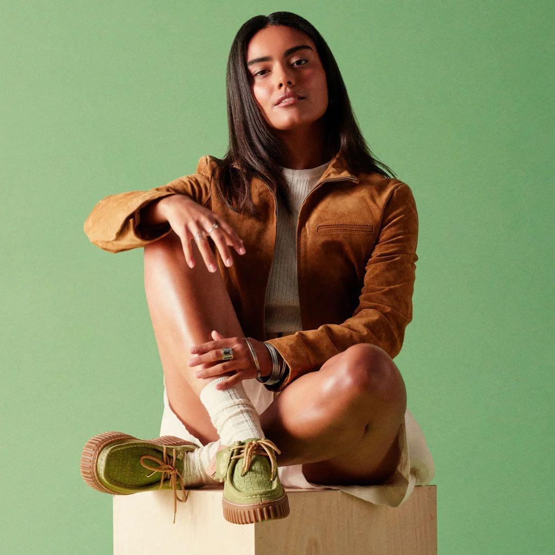 Clarksクラークストーヒルビー未使用　アップルスウェード