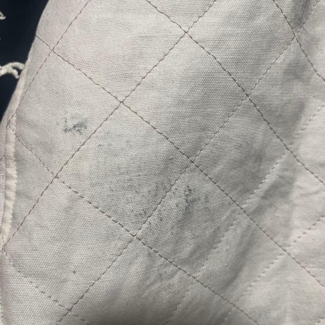 DRIES VAN NOTEN 刺繍入りネイビーとアイボリーのスタジャン