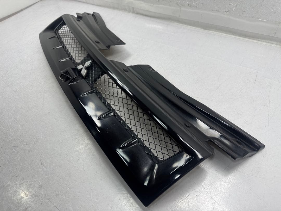 三菱 デリカD5 ローデスト CV5W 純正カメラ付きフロントグリル