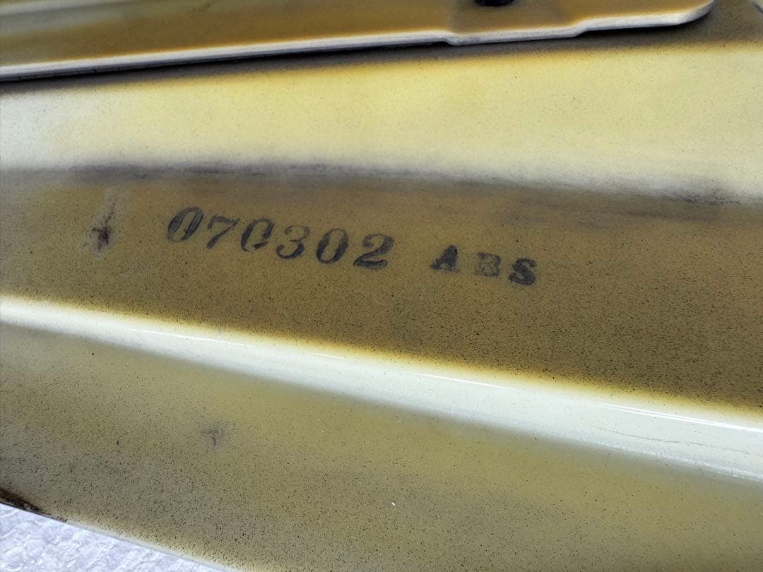 三菱 デリカD5 ローデスト CV5W 純正カメラ付きフロントグリル