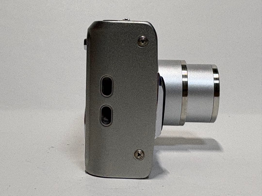 Fujifilm FinePix F30fd コンパクトカメラ コンデジ