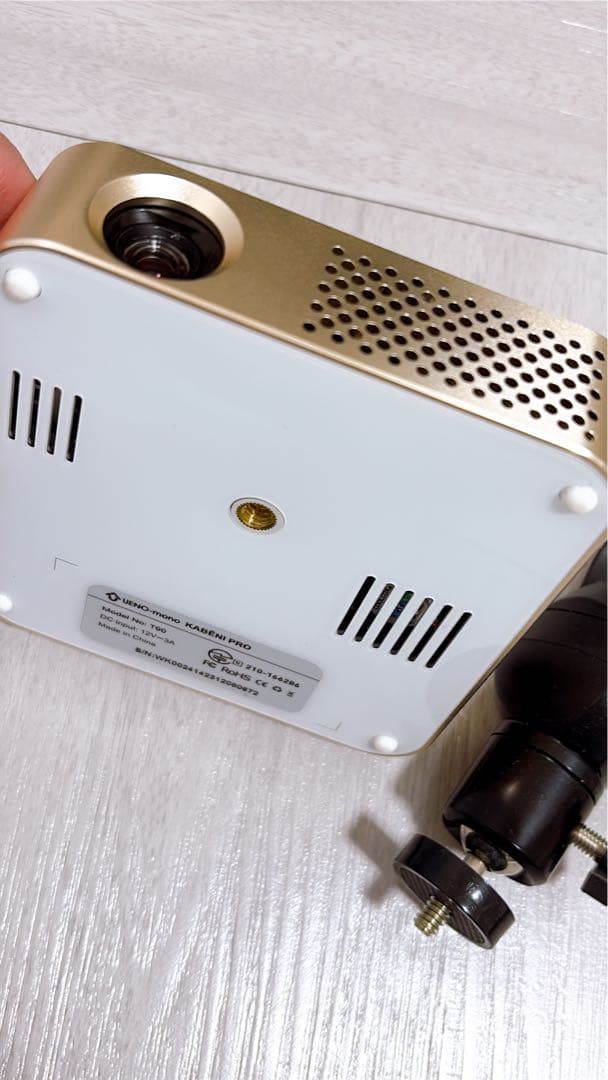 【最終値下げ】コンパクトプロジェクター 本体　KABENI PRO カベーニプロ