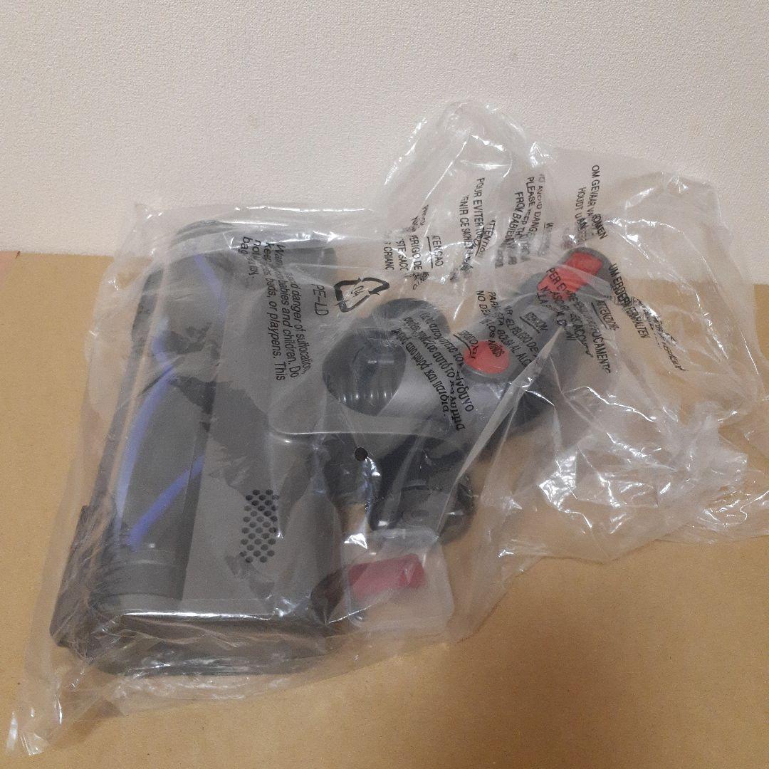 Dyson cyclone v10 掃除機！ヘッドはSUZAOの新品を取寄せ！