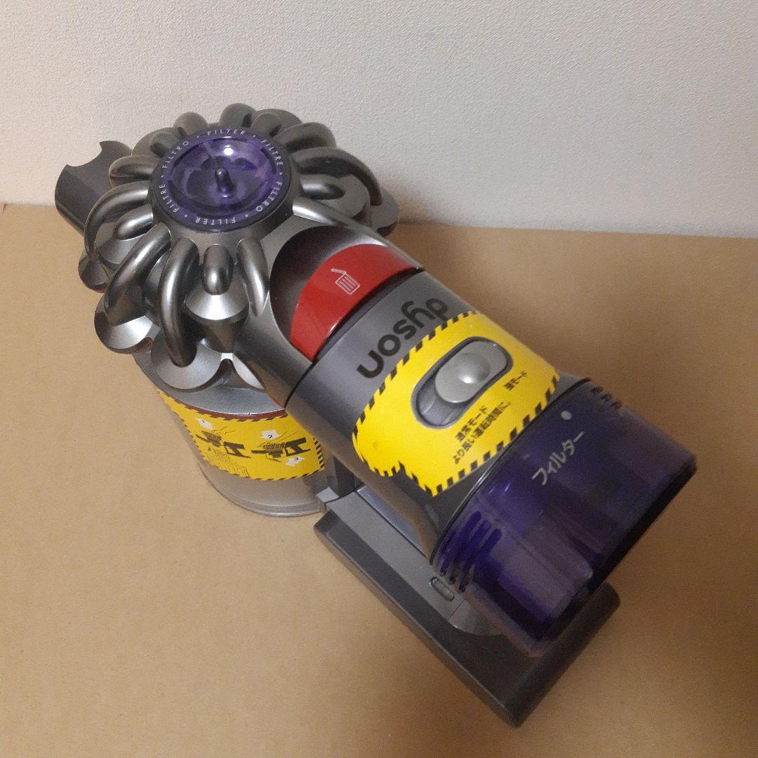 Dyson cyclone v10 掃除機！ヘッドはSUZAOの新品を取寄せ！