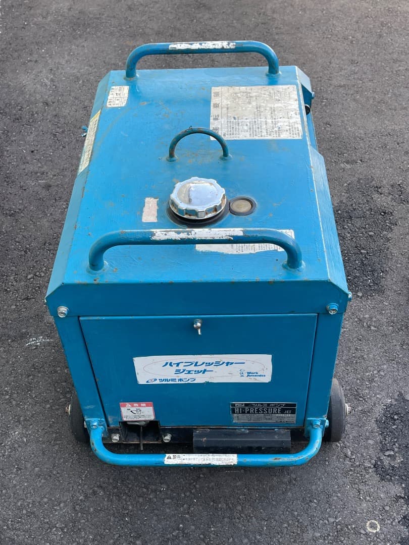 （ツルミ）セル付きエンジン高圧洗浄機防音　ガン・高圧ホース・給排水ホースセット