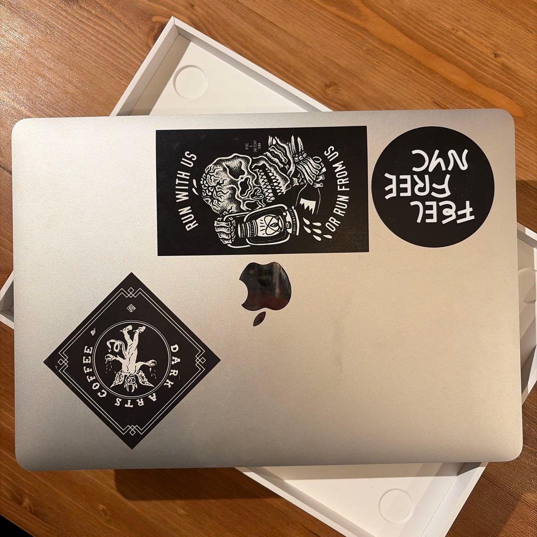 MacBook本体 MacBook Air 13inch M1 256GBssd