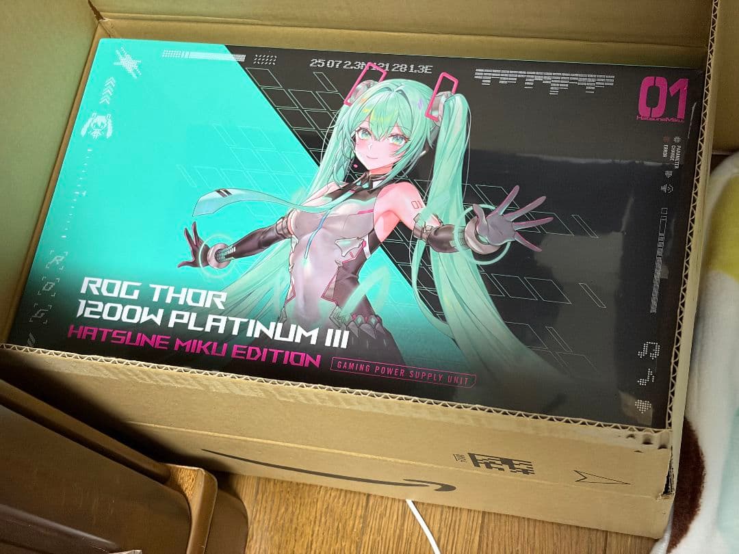 Y*U様 ROG　電源ユニット1200w　HATSUNE MIKU EDITIO