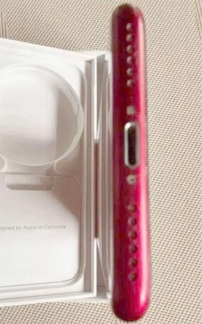 極美品iPhoneSE3プロダクトレッド64GBSIMフリー♻️付属品大サービス