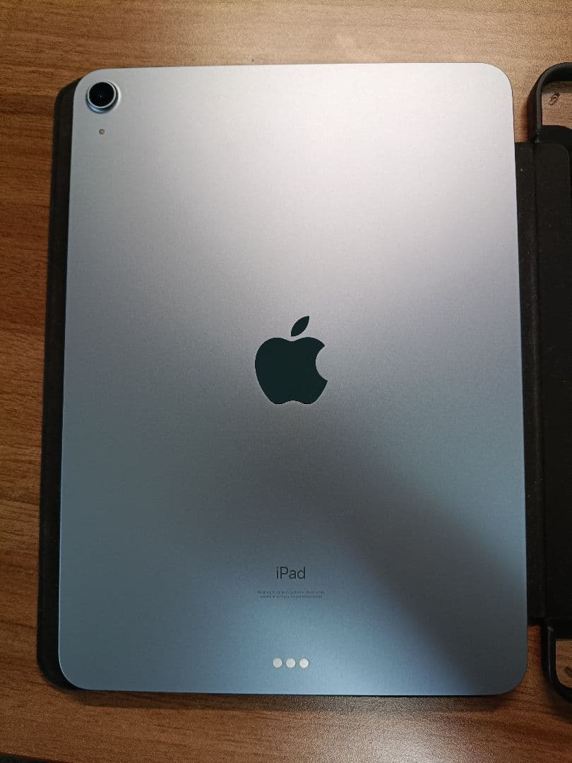 ipad air 第四世代　美品　カバー付き バッテリー容量100%