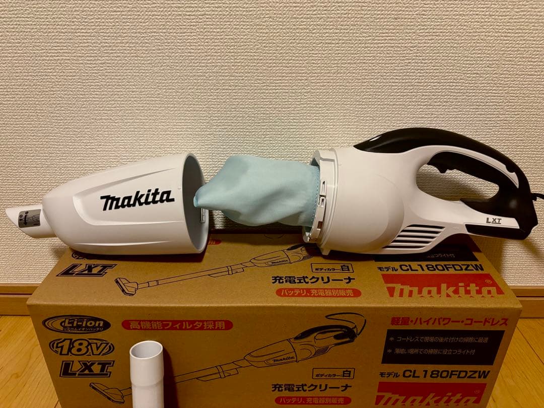 マキタ 18V 充電式クリーナー CL180FDZ （本体＋ノズルセット）