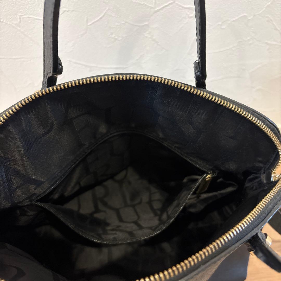 正規品　FURLA フルラ パイパー ブラック　黒　卒園式　卒業式　鞄　バッグ
