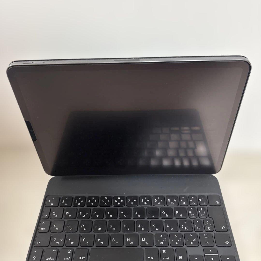 iPad Pro (第3世代) 11インチ 128GB キーボード付き