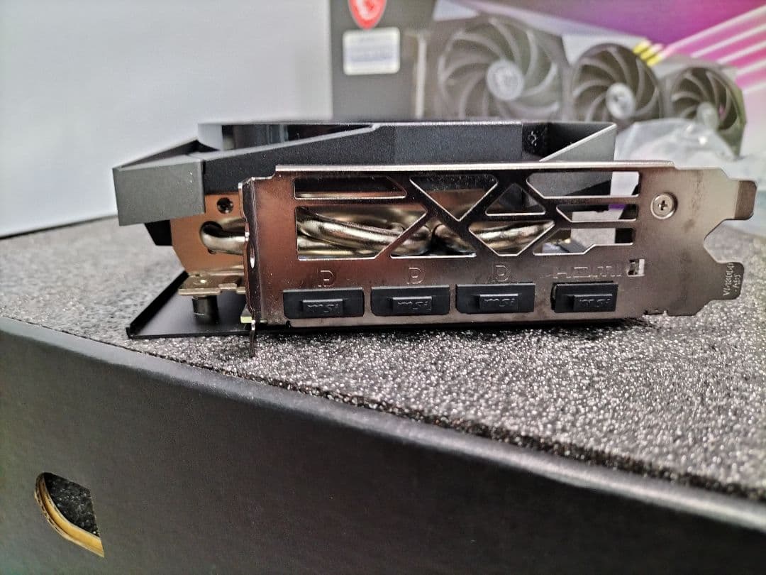 グラフィックボード・グラボ・ビデオカード MSI GAMING TRIO RTX4060TI