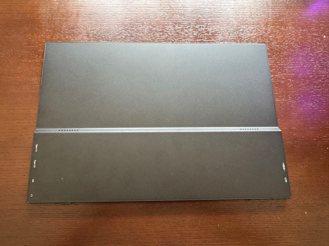 Eviciv モバイルモニター 14インチ WQHD ケース付き